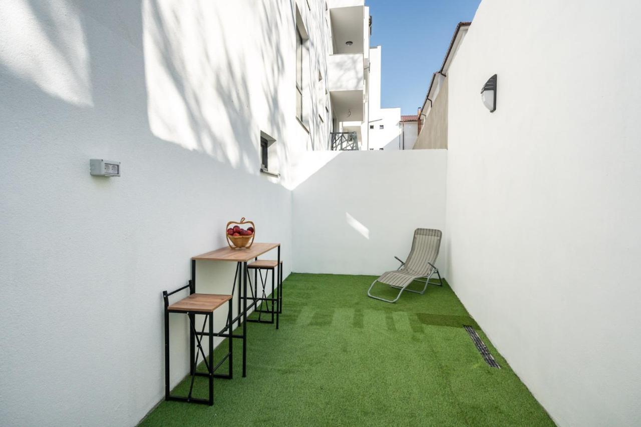 Central Apartment Diamond Bucharest Exterior photo